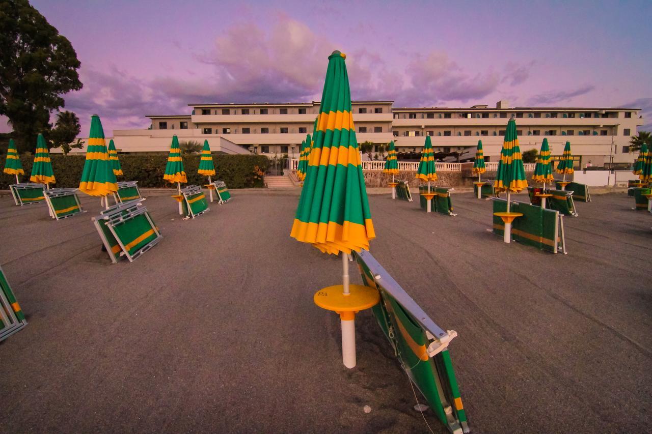 Club Esse Costa Dello Jonio Hotel Marina di Mandatoriccio Eksteriør billede