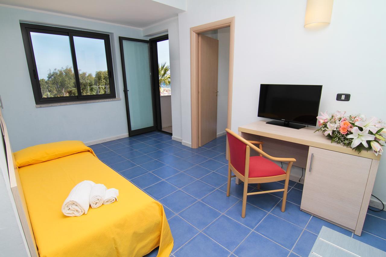 Club Esse Costa Dello Jonio Hotel Marina di Mandatoriccio Eksteriør billede
