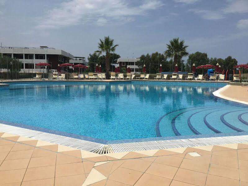 Club Esse Costa Dello Jonio Hotel Marina di Mandatoriccio Eksteriør billede