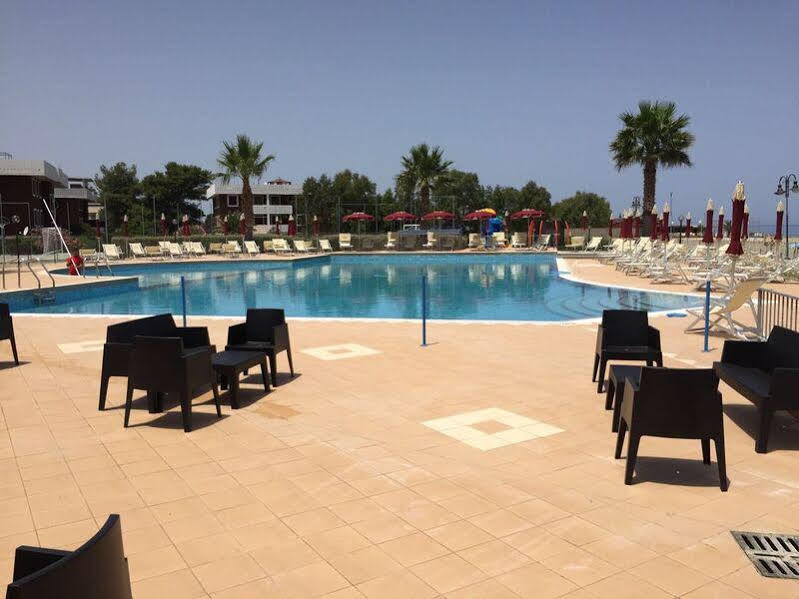 Club Esse Costa Dello Jonio Hotel Marina di Mandatoriccio Eksteriør billede