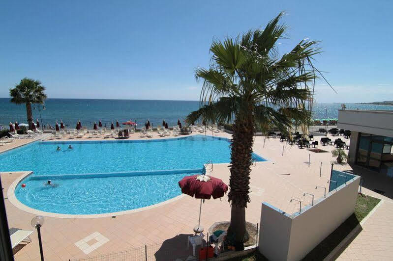 Club Esse Costa Dello Jonio Hotel Marina di Mandatoriccio Eksteriør billede