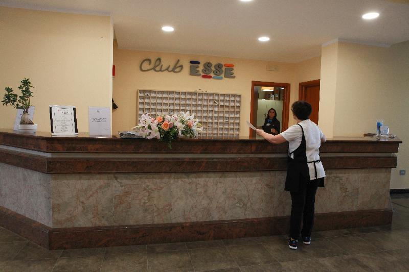 Club Esse Costa Dello Jonio Hotel Marina di Mandatoriccio Eksteriør billede