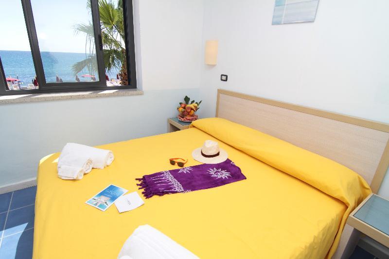 Club Esse Costa Dello Jonio Hotel Marina di Mandatoriccio Eksteriør billede